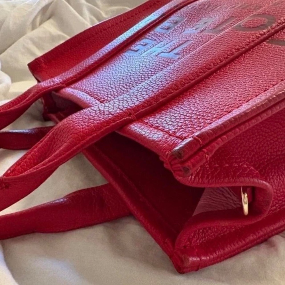 MARC JACOBS THE LEATHER SMALL TOTE BAG - Picture 10 of 13